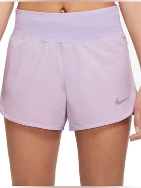 NWOT Nike Dri-FIT‎ Running Shorts – Size M (Light Lavender)